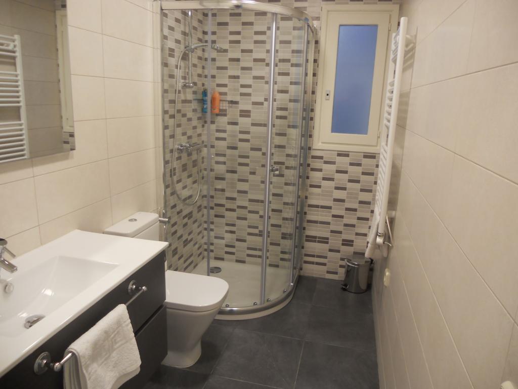 Apartament Sant Quirze De Besora Exteriör bild